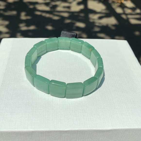 Jewelry - Green Aventurine Stones elastic bracelet.